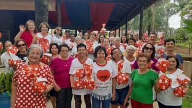 Grupo de aposentados (as)